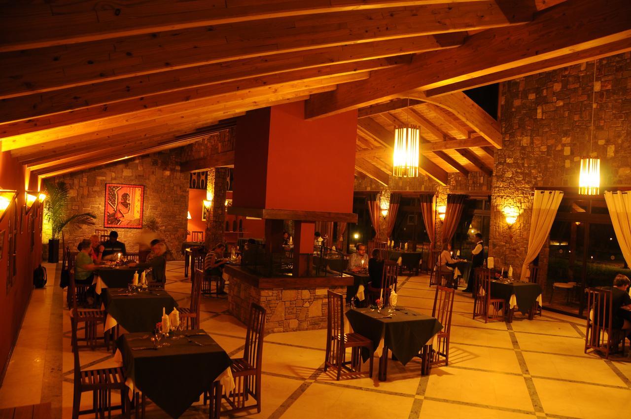 Le Jardin Du Roy Hotel Ranohira Exterior foto